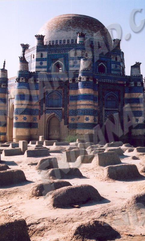 Uch Sharif