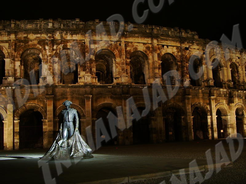 Nîmes