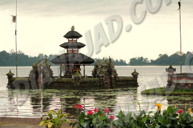 Lac Bratan